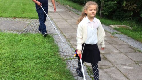 O M Training junge Schulerin