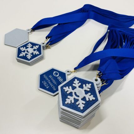 04 B Bi Medaillien 3 D Druck mit Lasergravur scaled